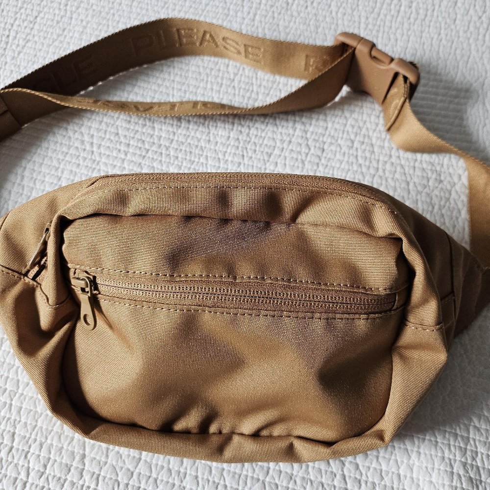 Girlfriend Collective Fawn Belt Bag